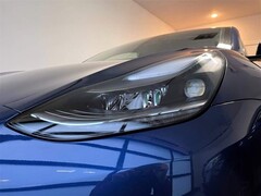 Tesla's in de VS krijgen eindelijk Matrix Headlights-functie (Afbeeldingsbron: jojje167 op X)