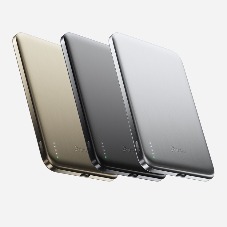 De BMX SolidSafe Air Qi2 powerbank is verkrijgbaar in goud, zwart en zilver.