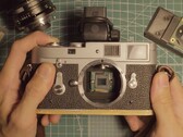De Leica M2 kan in een digitale camera worden veranderd met behulp van een Raspberry Pi. (Afbeeldingsbron: Michael Suguitan)