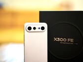 De Vivo X300 FE heeft tijdens onze test zeker indruk op ons gemaakt, maar het is niet de meest betaalbare compacte telefoon.