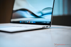 Asus ZenBook S16 I/O (afbeelding via Notebookcheck)