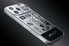 De 2007 editie van de Apple iPhone 17 Pro bevat een stukje moederbord van de eerste iPhone.