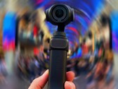 De Insta360 Luna Pro zal een enkele camera hebben (bewerkte afbeelding van de Insta360 Luna Ultra).