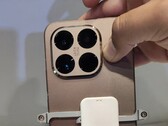 Dit lijkt een van de Xiaomi 15T-telefoons te zijn. (Afbeelding Bron: Gadgetsdata)