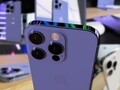 De onofficiële iPhone 14 Pro en iPhone 14 Pro Max renderings zien eruit als het echte werk. (Afbeelding bron: @atuos_user - bewerkt)