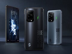 Black Shark 5 Pro gaming smartphone lanceert voor $799 USD met 144 Hz OLED touchscreen, 720 Hz sampling rate, dampkamerkoeler, 120 W snelladen, en 4 nm Snapdragon 8 Gen 1 SoC