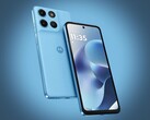 De Moto G17 is verkrijgbaar in drie kleuren, waaronder lichtblauw.