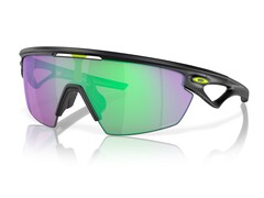 De aankomende slimme bril wordt naar verluidt gebaseerd op Oakley&#039;s Sphaera model (Afbeelding met dank aan: Oakley)