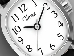 De nieuwe Timex Cavatina Mini-horloges hebben strakke, minimalistische wijzerplaten.