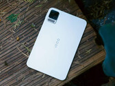 De 8,8-inch „Pro-level“ iQOO-tablet zou even compact moeten zijn als de Pad Ultra (zie afbeelding)