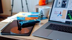 Volgens Bloomberg-analist Mark Gurman is Apple van plan om in het voorjaar van 2024 veel nieuwe iPads en MacBooks te lanceren, maar geen lanceringsevenement. (Afbeelding: Elise Bouet, Unsplash)