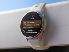 Twee van Garmin's Forerunner smartwatches (FR970 afgebeeld) krijgen een nieuwe bèta-update. (Afbeeldingsbron: Garmin)