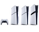 PlayStation DualSense-controller, PS5-console met schijfstation, PS5 Digital Edition en PS5 Pro (van links naar rechts).