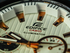 Een close-up van het Casio Edifice-logo