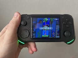 De Abxylute E1 ligt lekker in de hand. (Afbeeldingsbron: eigen)