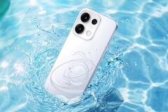 De Oppo Reno16 Pro heeft een opvallend versierde achterkant.