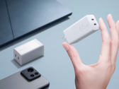 De ASUS 65W USB-C GaN-lader heeft een compacte vormfactor en meet 32 x 64,1 x 30 mm. (Afbeeldingsbron: ASUS)