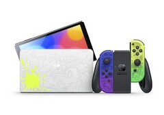 Nintendo heeft de Switch OLED een special edition look gegeven met thematische accessoires. (Afbeelding bron: Nintendo)