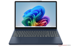 De IdeaPad Slim 3 15 uit 2026 is weliswaar uitgerust met de nieuwste Intel Wildcat Lake-processor, maar heeft een erg saai uiterlijk