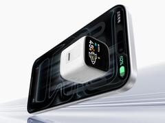 De stroomadapter beschikt over een „performance“-modus van 60 W. Afgebeeld: een promotieafbeelding van de snellader met een iPhone.