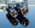 Nitecore's EDC33 (links) en EDC35 (rechts). (foto: Andreas Sebayang/Notebookcheck.com)