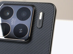 Het lijkt erop dat de Xring O1 van de Xiaomi 15S Pro op gelijke hoogte staat met de Snapdragon 8 Elite van de Xiaomi 15 Pro op AnTuTu. Afgebeeld: de nieuwe telefoon. (Afbeeldingsbron: Lu Weibing)