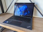 Lenovo ThinkPad L13 Yoga G4 Intel convertible beoordeling: Kortere batterijduur dan AMD