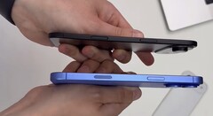 De &quot;17 Air&quot; (boven) naast een andere iPhone. (Afbeeldingsbron: Majin Bu via X)