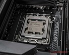 De AMD Ryzen 7 9800X3D zou later deze maand op de markt kunnen komen (bron: Notebookcheck)