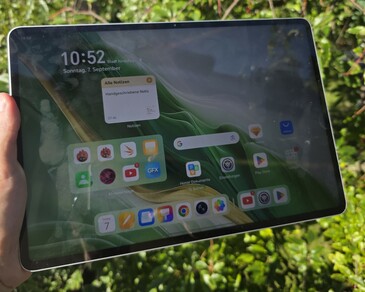 Honor MagicPad3: Buiten bekijken