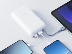 Xiaomi's Power Bank 20000 (geïntegreerde kabel) (foto) is nu verkrijgbaar in Spanje. (Afbeeldingsbron: Xiaomi)