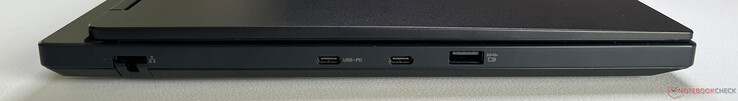 Links: Gigabit-Ethernet, USB-C 3.2 Gen.2 (10 Gbps, DisplayPort 2.1, Power Delivery 3.0), USB-C 4.0 (40 Gbps, DisplayPort 1.4), USB-A 3.2 Gen.1 (5 Gbps, van stroom voorzien)