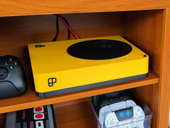 De Playnix is ongeveer even groot als een originele PS5.