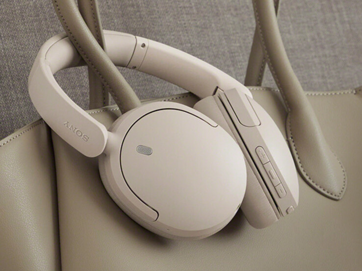 De Sony WH-CH730N in de kleur Oat.
