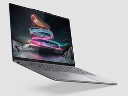 Lenovo Yoga Pro 7 14IMH9: Reviewapparaat geleverd door Intel Duitsland