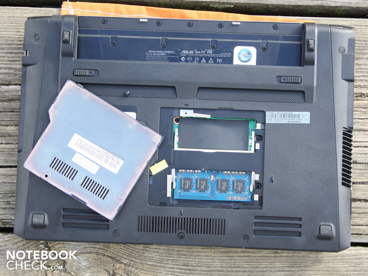 Het RAM, de HDD en de batterij waren relatief eenvoudig te upgraden (Beeldbron: Notebookcheck)
