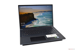 In herziening: Asus ProArt StudioBook Pro X W730G5T, geleverd door Asus