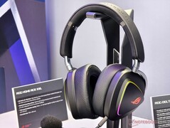 Asus ROG Delta II (afbeelding via Notebookcheck)