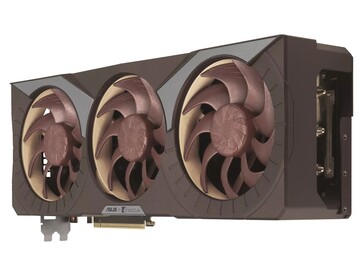 Asus GeForce RTX 5080 16GB GDDR7 Noctua OC Edition zijaanzicht. (Afbeeldingsbron: Asus)