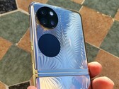 De P50 Pocket in een review. (Bron: Notebookcheck)