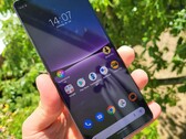 De Xperia 1 IV is een uitzonderlijke smartphone die schijnbaar wordt tegengehouden door de Snapdragon 8 Gen 1. (Beeldbron: NotebookCheck)