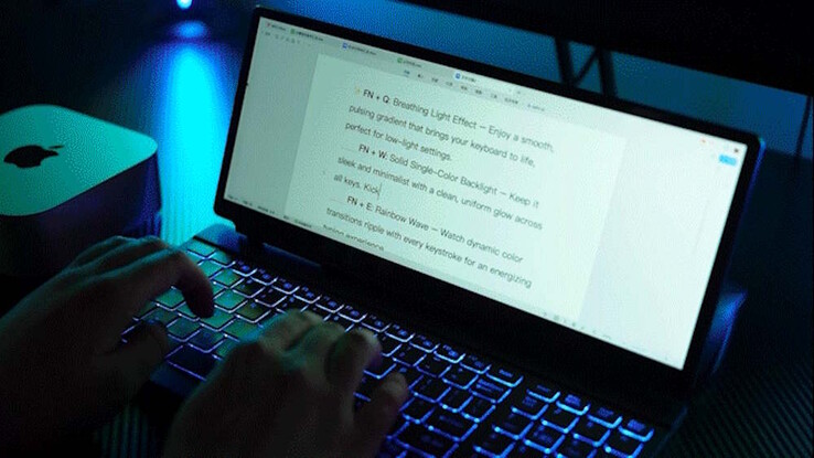 De KeyGo Gen 2 is in feite een toetsenbord met een ingebouwd touchscreen