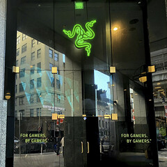 De winkel sluit in dezelfde week dat de 2025 Blade 16 wordt gelanceerd (Afbeelding bron: Razer)