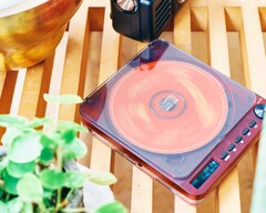Relax Pixel Tunes combineert moderne functies met een transparant retrodesign.
