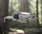 De Mini 4 Pro blijft DJI's meest recente 249 g drone release. (Afbeeldingsbron: DJI - bewerkt)