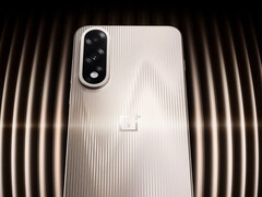 De OnePlus Ace 5 Ultra staat ook bekend als de OnePlus Ace 5 Extreme Edition. (Afbeeldingsbron: OnePlus)