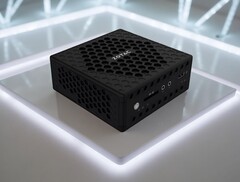 De Zotac Zbox CI360 nano mini PC is nu uitgerust met quad-core Intel Twin Lake-chip. (Afbeeldingsbron: Zotac, bewerkt)