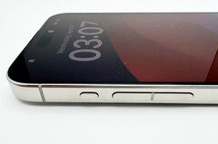 De Apple iPhone 15 Pro zou oorspronkelijk op de markt komen met de zogenaamde 'Taptic'-knoppen. (Afbeeldingsbron: AppleInsider)