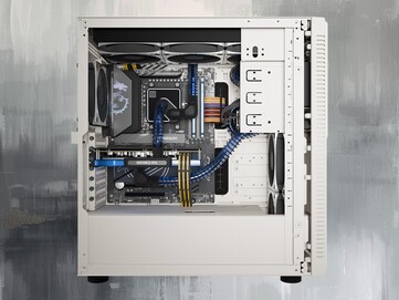 Maingear Retro98 voorgebouwde gaming PC met waterkoeling wordt getoond (Afbeelding bron: Maingear PR met bewerkingen)