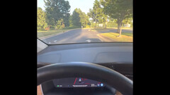 Tesla FSD kindertest (afbeelding: Carmine's/YouTube)
